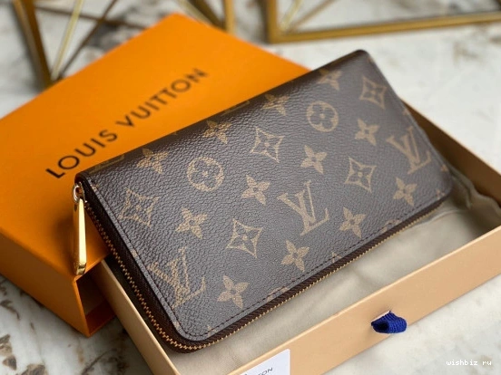 WIS VUITTON WALLET LOUIS ZIPPY 0321